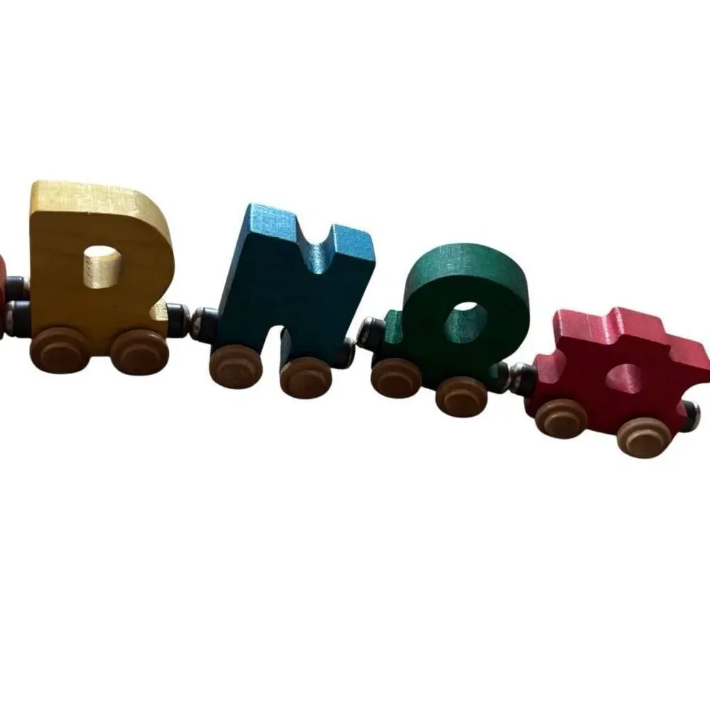 7 NameTrains Maple Landmark Letters